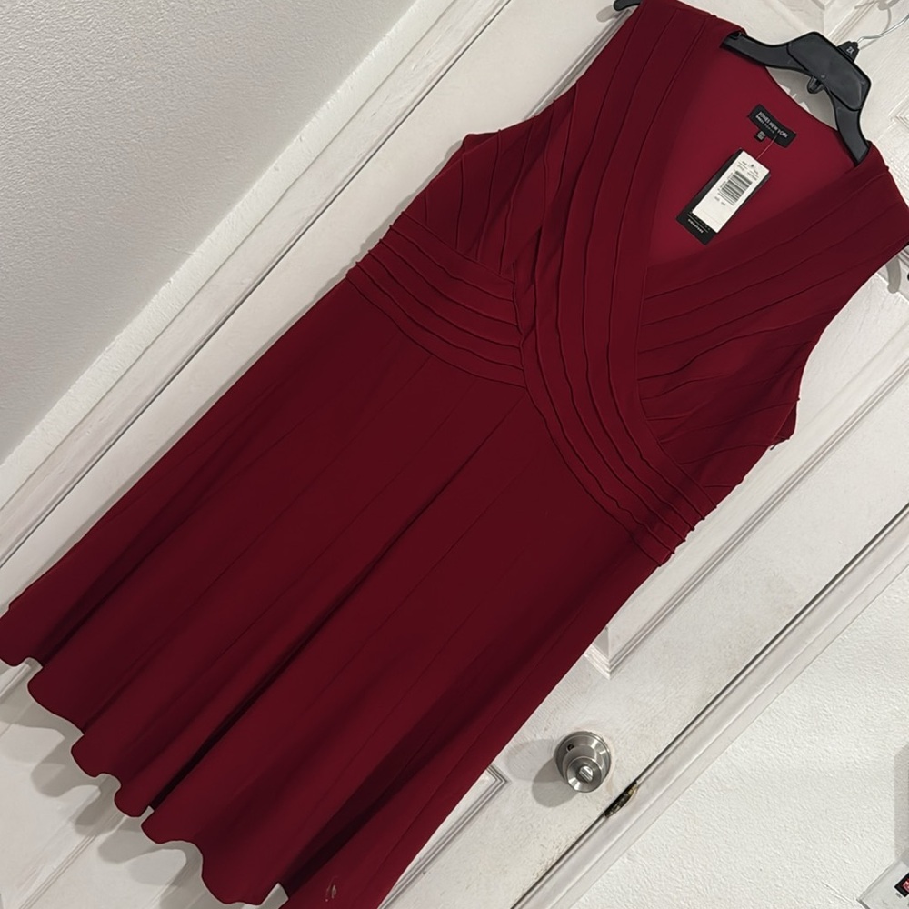Brand new with Tags Jones New York Dark Red Color Plus Women Dress Size 22W